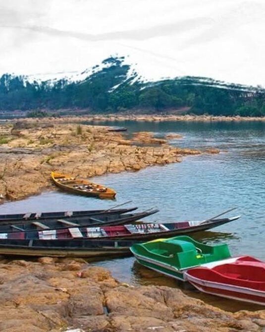 🌿 ক’কা: কোলাহলৰ পৰা দূৰ, প্ৰকৃতিৰ বুকুত এক নিস্তব্দ পলায়ন